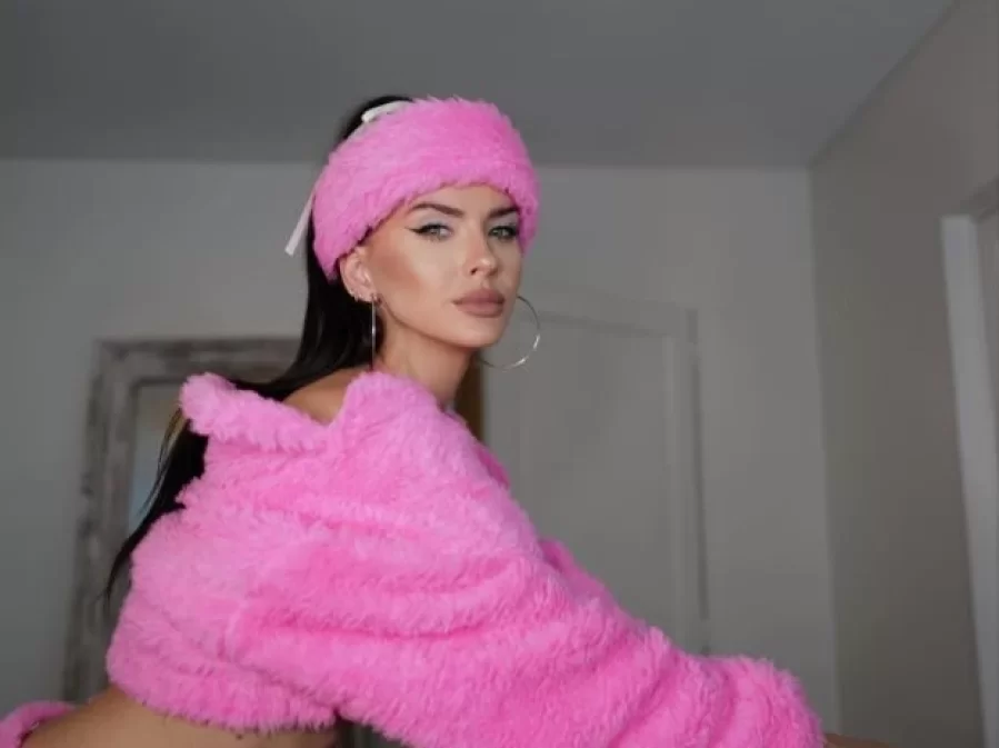 La China Suárez respondió las críticas por la forma en que se viste: “Acostúmbrense o rajen”