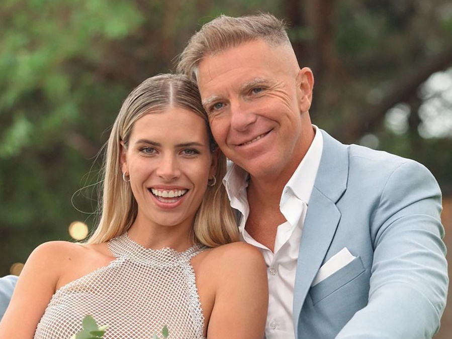 Fantino y Coni Mosqueira terminaron el debate y anunciaron el nombre de su bebé en pleno baby shower