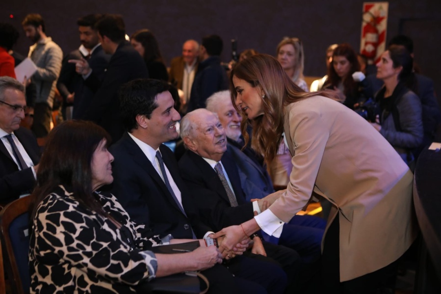 Victoria Tolosa Paz estuvo presente en el homenaje a Cafiero: ”El hombre que llevó en su piel la esencia del peronismo”