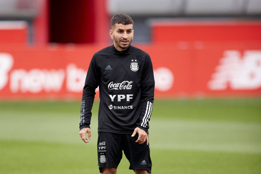 Un ex Estudiantes afuera de Qatar: Scaloni desafectó a dos futbolistas del mundial por lesión