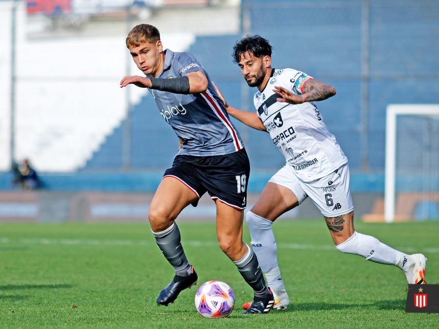 Sin sobrarle nada, Estudiantes se metió en los octavos de final de la Copa Argentina