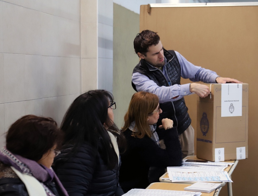 Confirman que las autoridades de mesa serán vacunadas contra el COVID-19 para las elecciones