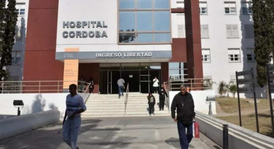 Un joven de 28 años sufrió la mordedura de sus testículos por parte de su pareja: la víctima contaba con un botón antipánico