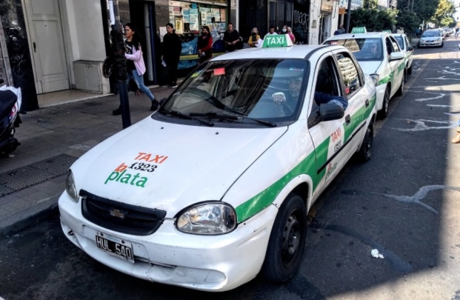 Aprobaron el aumento de los taxis de La Plata y los nuevos valores entrarán en vigencia este viernes