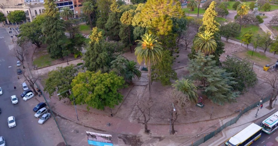 Por el clima se modificó la fecha de inauguración de la Plaza San Martín