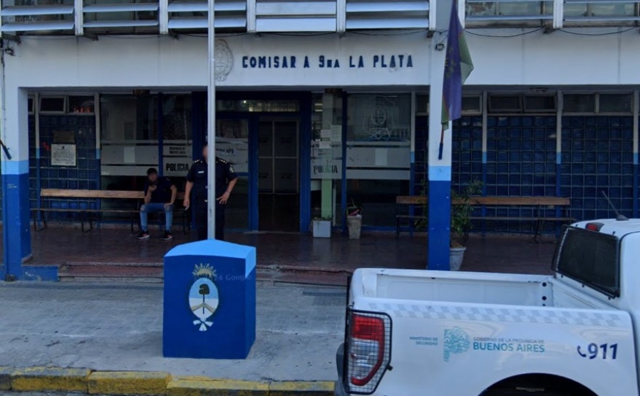 Intentaron robar un auto en La Plata, huyeron a pie y terminaron detenidos