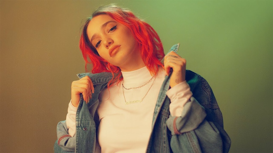 Ángela Torres: ”Me atraen hombres y mujeres”