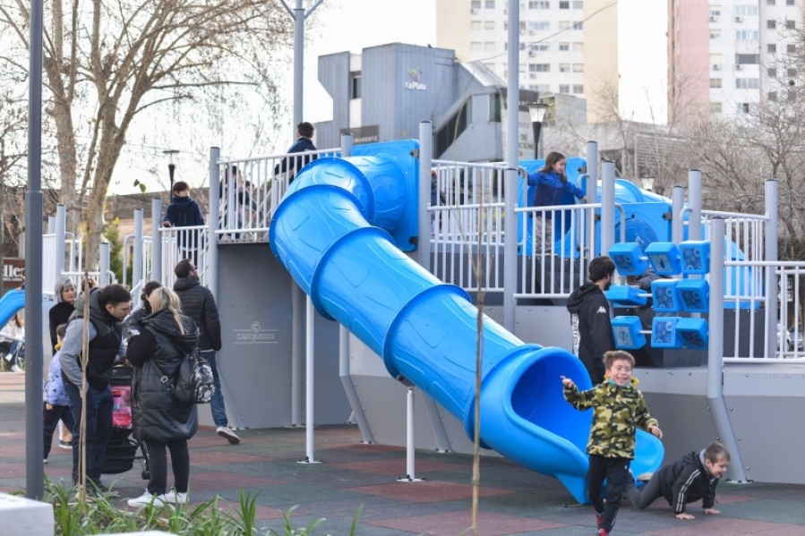 La Secretaría de Espacios Públicos brindó su informe de gestión: iluminación, mejora del espacio verde y movilidad