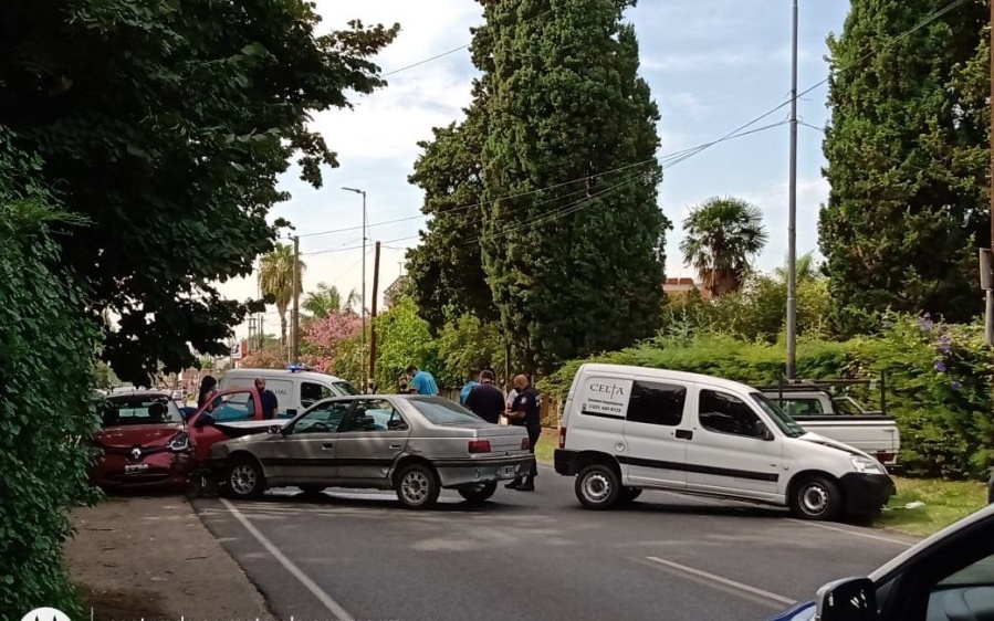 Se produjo un cuádruple choque en Camino Belgrano y 466