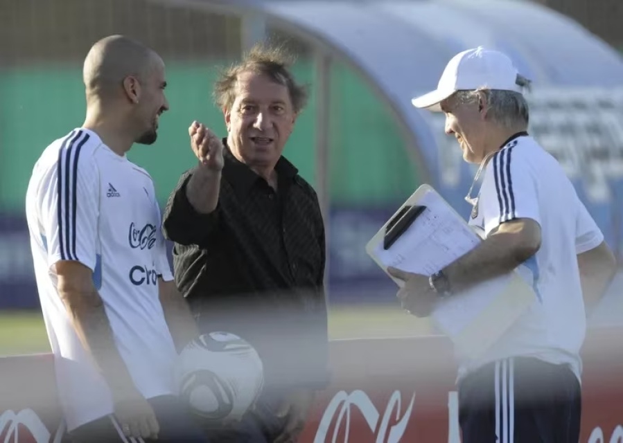 Doctor, campeón y decisivo: ¿Por qué Bilardo fue clave en la Libertadores de Sabella?