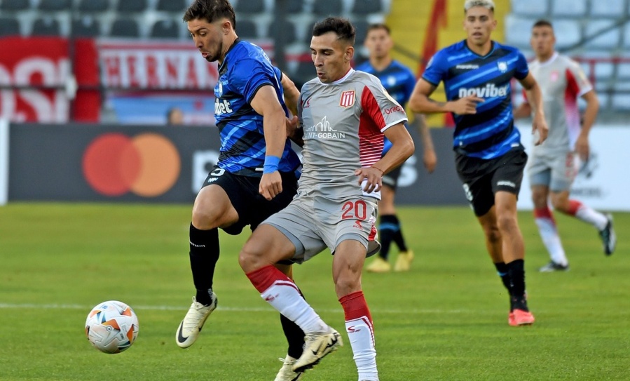 Una figura internacional se burló del fútbol argentino y minimizó a Estudiantes 