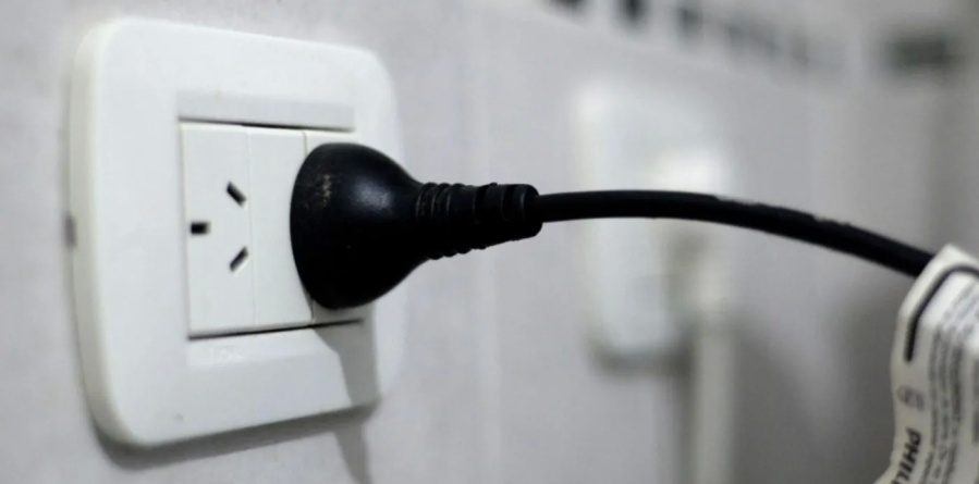 La tarifa de luz aumentó más de 750% desde noviembre para la clase media del AMBA