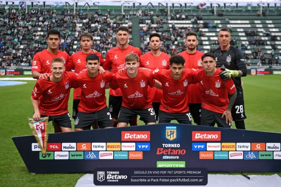 Un hincha pidió por la rescisión de un futbolista Pincha, la esposa lo cruzó y advirtió: ”Lo veremos la próxima temporada...”