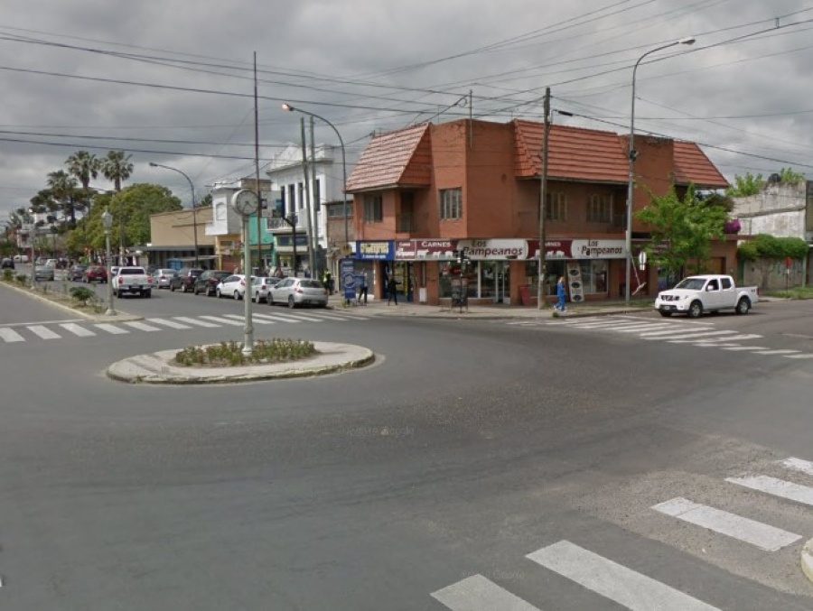 Tras protagonizar una persecución policial, un motociclista de 24 años fue detenido en Berisso