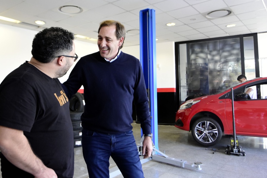 Garro anunció la eliminación de tasas para quienes habiliten comercios: ”Tenemos que acompañar a los que laburan”