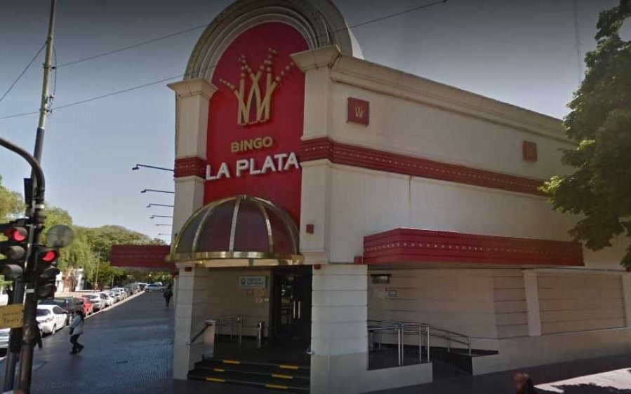 Apareció un cuerpo sin vida cerca del Bingo de La Plata: Quién era y qué pasó