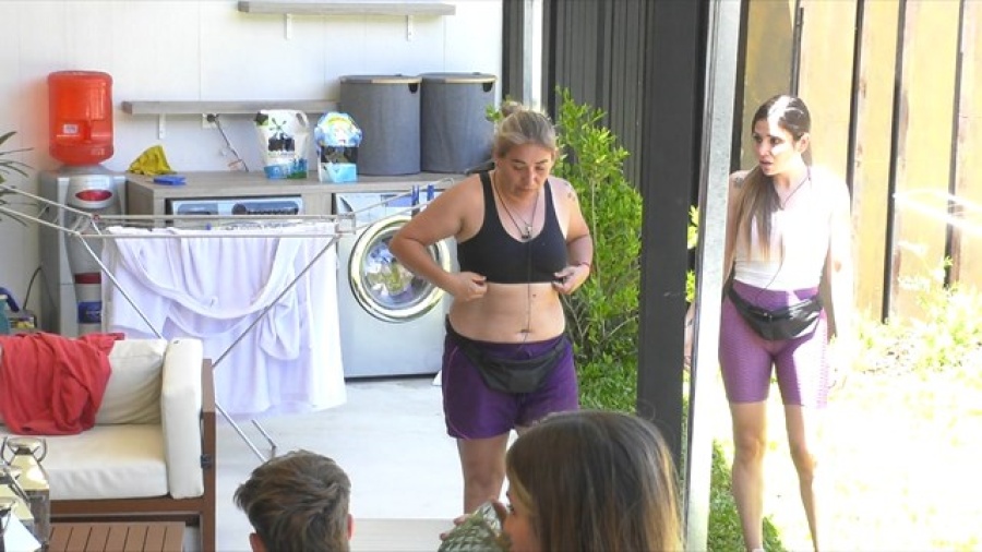 Romina y María Laura protagonizaron una fuertísima discusión por el lavarropa: ”Ahora prefiero...”