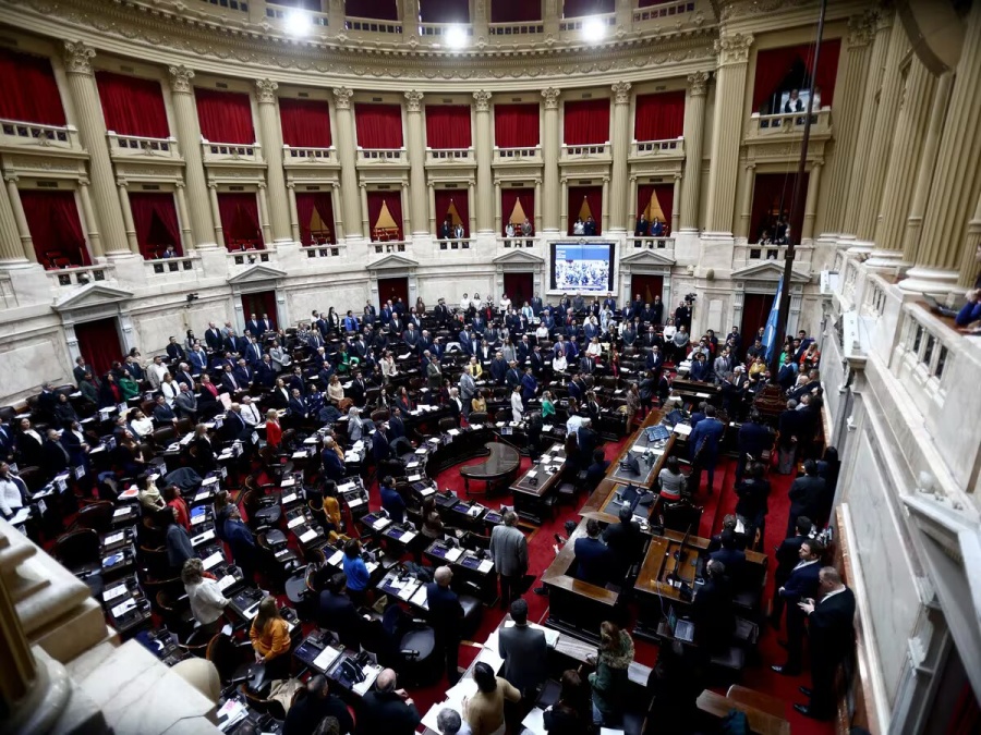 El Gobierno envió un adelanto del Presupuesto 2025 al Congreso y prevé un dólar a $1.016 y una inflación del 139,7%