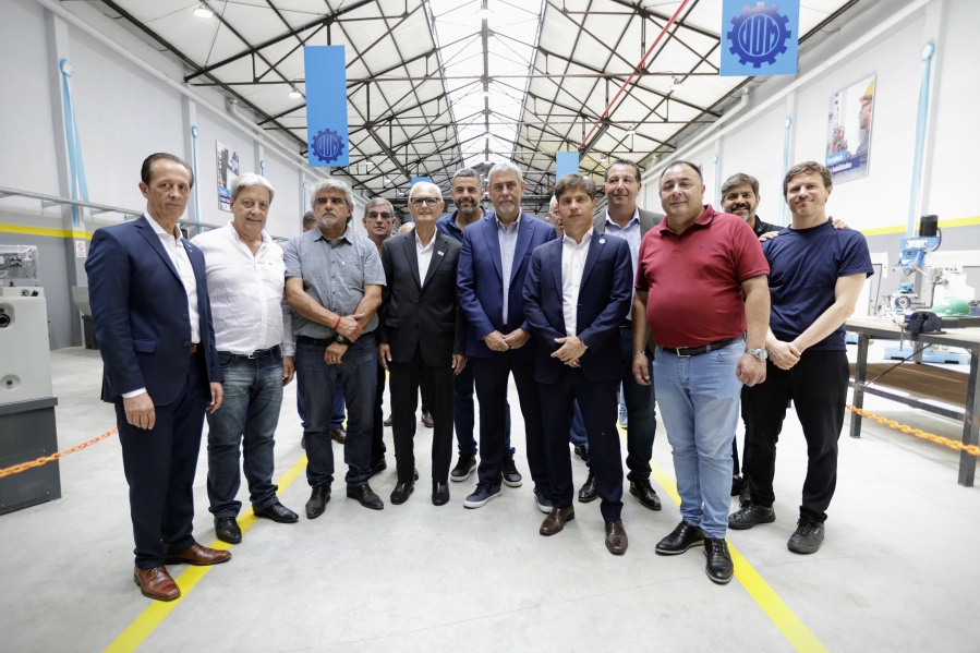 Kicillof: “Aquí están los trabajadores, los empresarios y el Estado para planificar e impulsar un modelo de crecimiento”