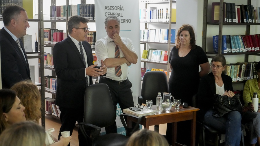 Santiago Pérez Teruel abrió el cuarto ateneo jurídico y debatieron sobre Compras y Contrataciones con foco en la obra pública