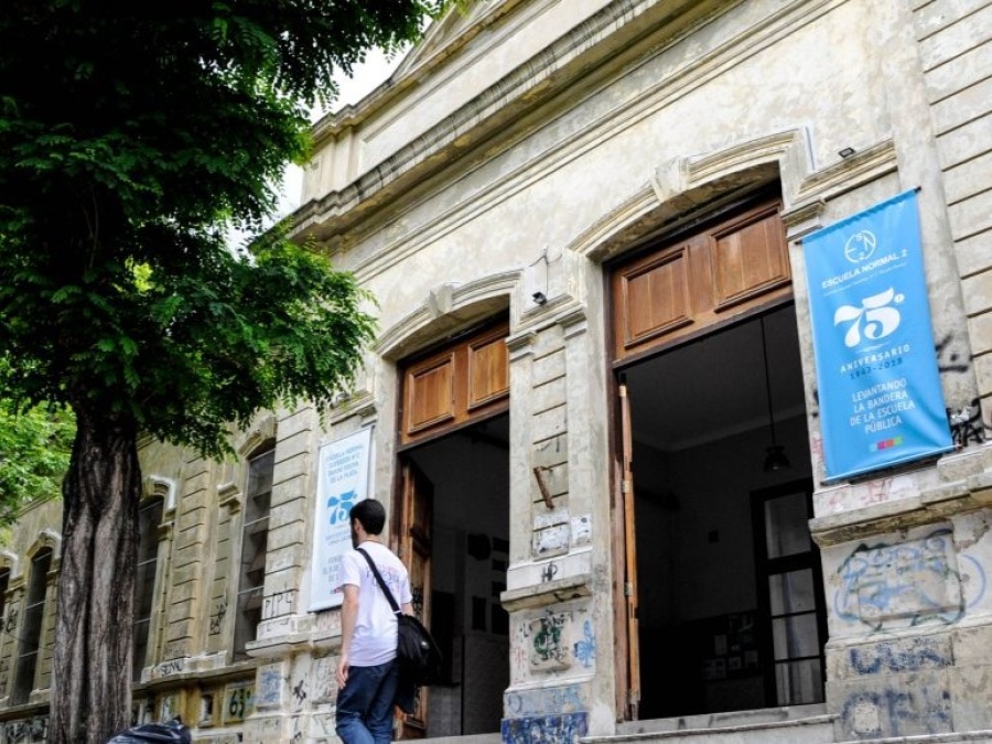 En medio de la escalada de violencia en las escuelas, convocan a paro y movilización en La Plata