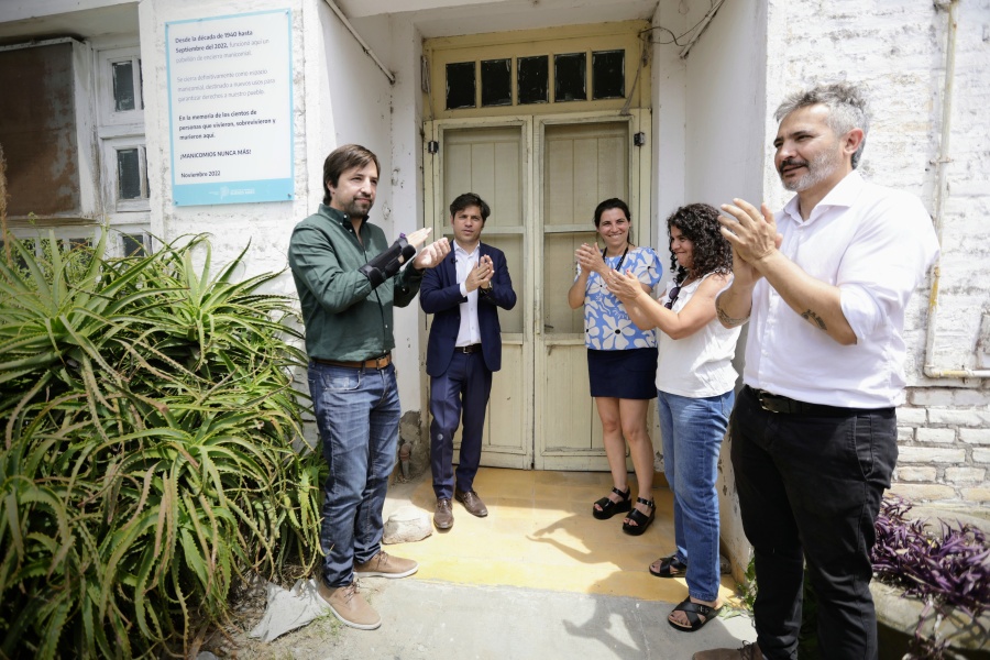 Kicillof inauguró en La Plata un polo educativo y obras de viviendas para personas externadas del Hospital Alejandro Korn