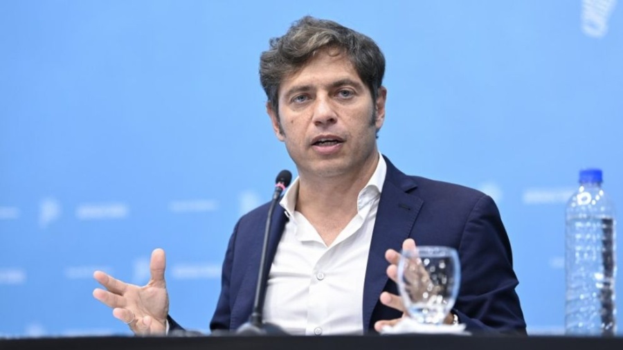Kicillof cargó contra Clarín por insinuar que tuvo responsabilidad por la represión en el Congreso: “Es una vergüenza”