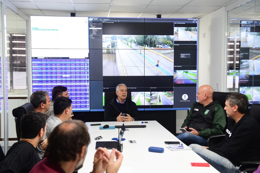 Operativo por el temporal en La Plata: más 700 agentes municipales y se registraron 12 árboles caídos