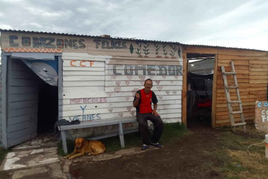 Un comedor popular de La Plata redobla la apuesta y prepara una “escuelita de apoyo escolar”: lanzaron una colecta solidaria