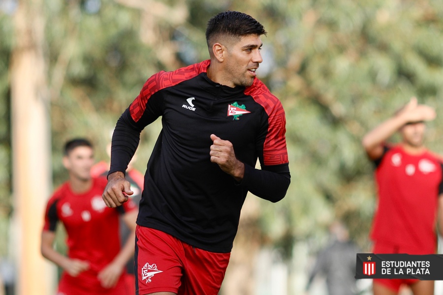 Estudiantes cierra esta tarde con un amistoso su pretemporada en Uruguay