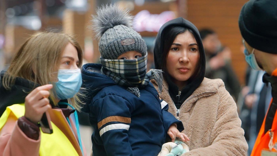 Ucrania abrirá 10 corredores humanitarios para evacuar civiles