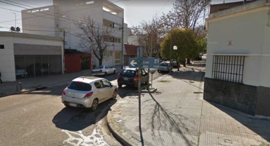 Una mujer fue apuñalada durante un robo en su vivienda de La Plata y su vida corre peligro