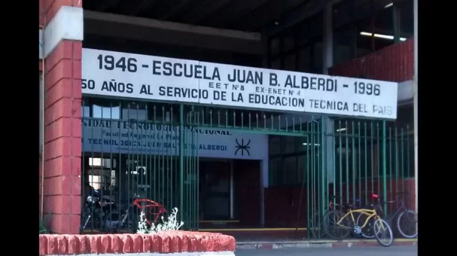 Graves denuncias por robos en la Técnica N°8 de Tolosa