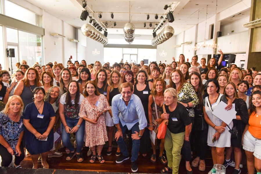 Garro se juntó con mujeres representantes del PRO bonaerense y aseguró que ”verlas unidas es remarcar la fuerza que tenemos”