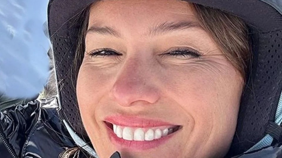 El divertido accesorio que usó Pampita para esquiar con sus hijos en el cerro Bayo