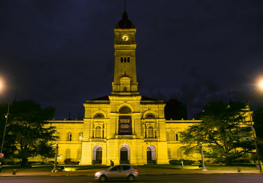 Iluminarán de amarillo el Palacio Municipal de La Plata para concientizar sobre el cáncer infantil
