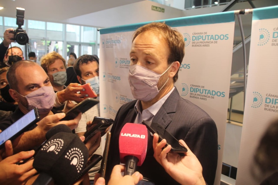 Pablo López presentó el proyecto de Presupuesto 2022 de la Provincia: “Se contemplan obras emblemáticas en La Plata”