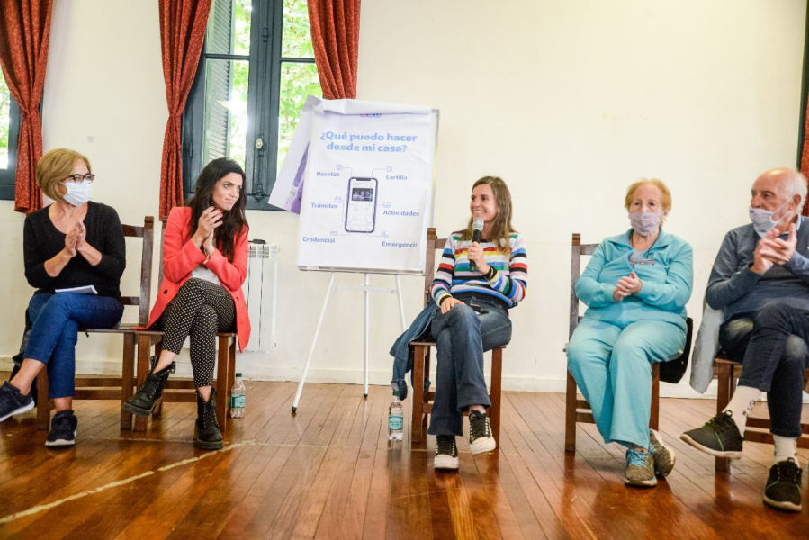 Raverta y Volnovich compartieron un encuentro con jubilados y jubiladas marplatenses