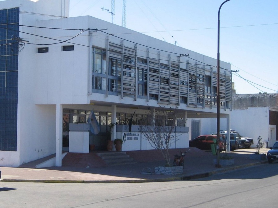 Delincuentes desvalijaron una casa en Villa Elvira mientras los propietarios no estaban