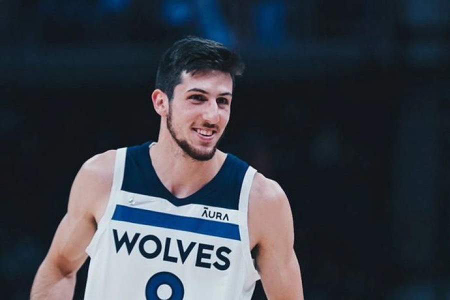 Leandro Bolmaro podría ser el argentino más joven en debutar en la NBA