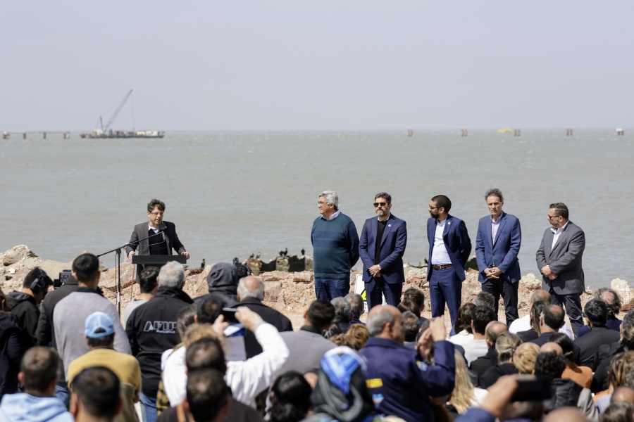 Kicillof apuntó contra Milei por ”arruinar inversiones” y anunció una mega obra por 500 millones de dólares