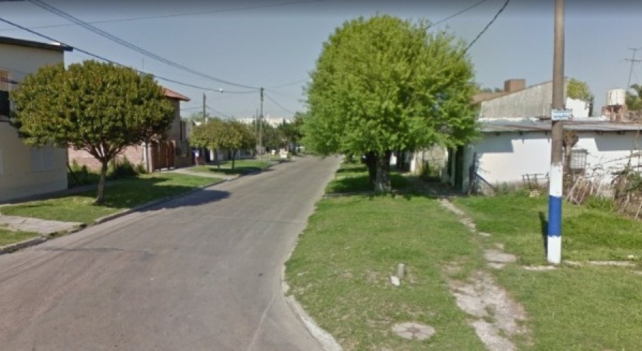 Mientras un platense dormía, delincuentes ingresaron a la vivienda, lo amenazaron de muerte y le robaron 600 mil pesos