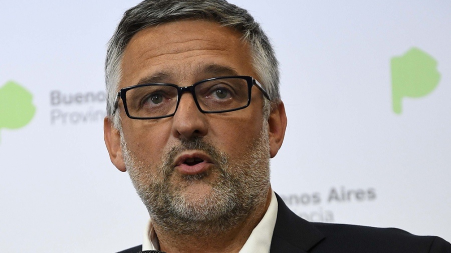 Villegas reconoció que se reunió con Macri para hablar sobre el Pata Medina: ”Si pudiera terminar con los gremios, lo haría”