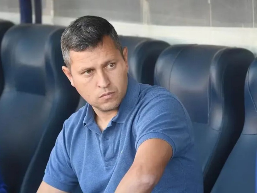 Flores explicó el motivo por el cual eligió a Corbalán y Di Biasi