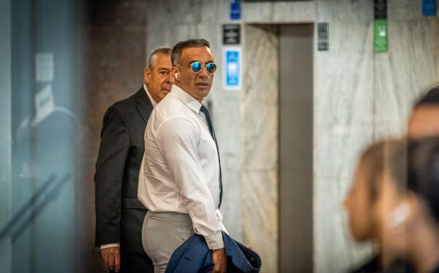 Juicio por el caso Maradona: un médico de la Clínica Olivos dijo que lo sedó 24 horas ”en total desacuerdo”