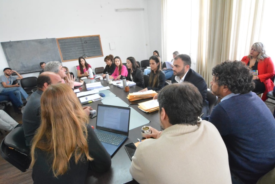 La rotonda de la polémica: avanzó el proyecto de Garro de cobrar la Plusvalía a un emprendimiento pero la oposición se plantó