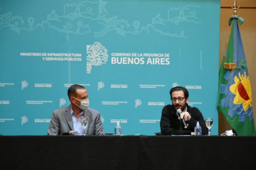 La Provincia inicia obras de vialidad que beneficiará vecinos de La Plata y de otros 36 municipios