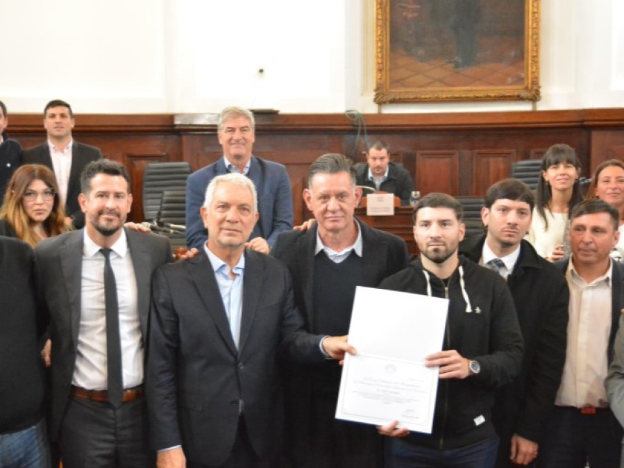 El Concejo Deliberante declaró Personalidad Destacada de la ciudad de La Plata al dirigente Oscar Vaudagna