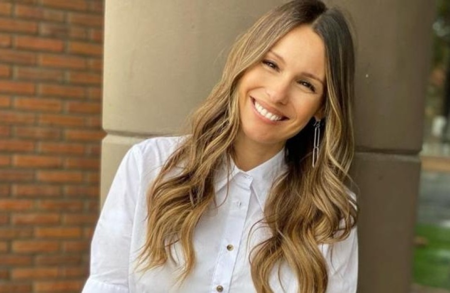 Pampita compartió una foto retro y recordó uno de sus primeros desfiles