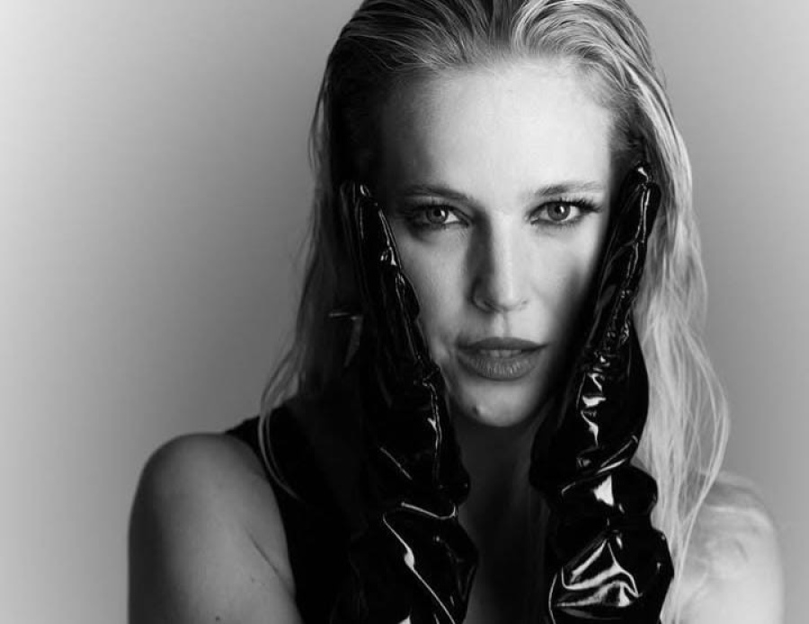 Luisana Lopilato compartió una secuencia fotográfica que sorprendió a todos en las redes sociales